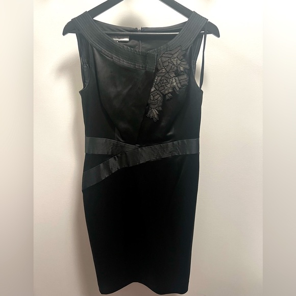 Black, Anne Klein formal (above knee) dress with embroidery. Sz 6 - Picture 1 of 3